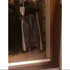 Meet your Posher, Lola